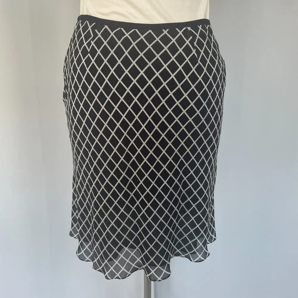 Jones New York Skirt Size 14 Navy White Windowpane Minimal Chiffon Flowy Office
